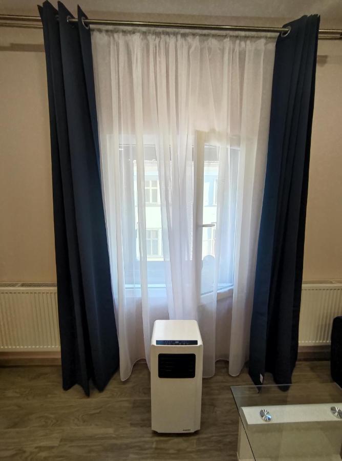 Lovely Apartment In The Heart Of The City Тимишоара Екстериор снимка
