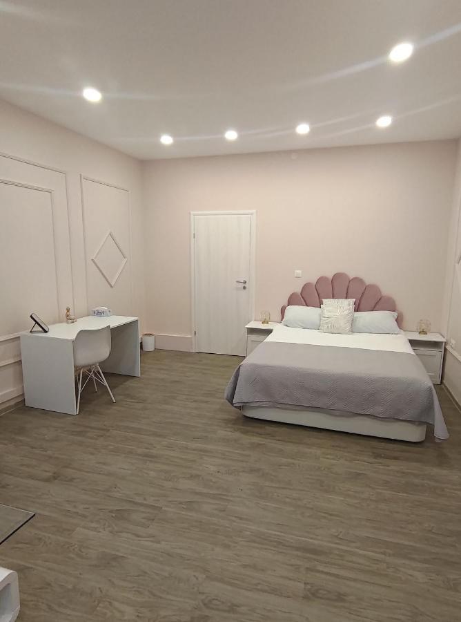 Lovely Apartment In The Heart Of The City Тимишоара Екстериор снимка